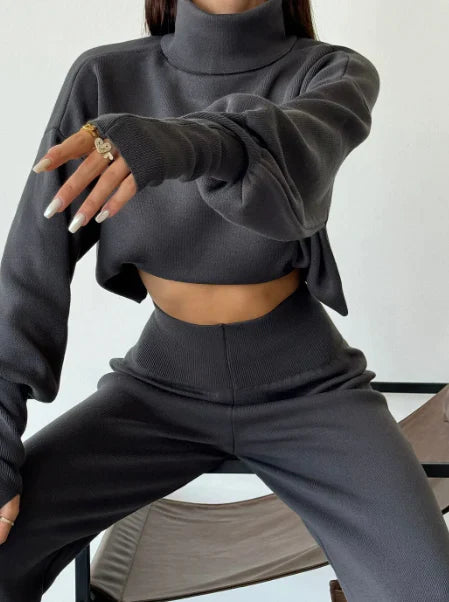 Alicia | Strick-Rollkragenpullover und Hosen-Set