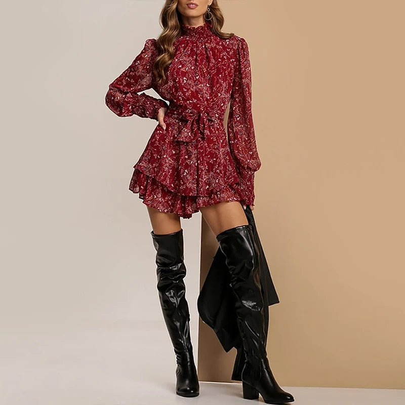 Freyda | Minikleid mit gerafftem Rollkragen und plissiertem Blumenmuster für Damen