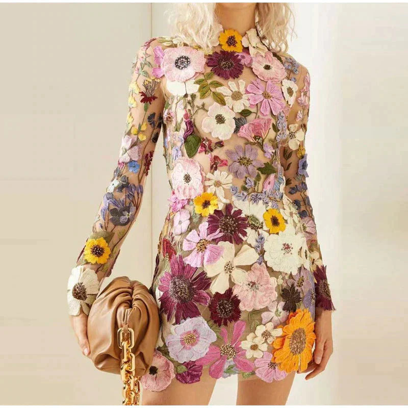 Adan | Blumiges Minikleid mit Stickerei