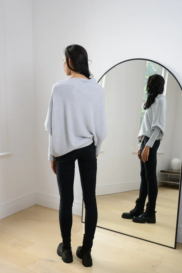 Mariemi | Asymmetrisch Drapierter Pullover