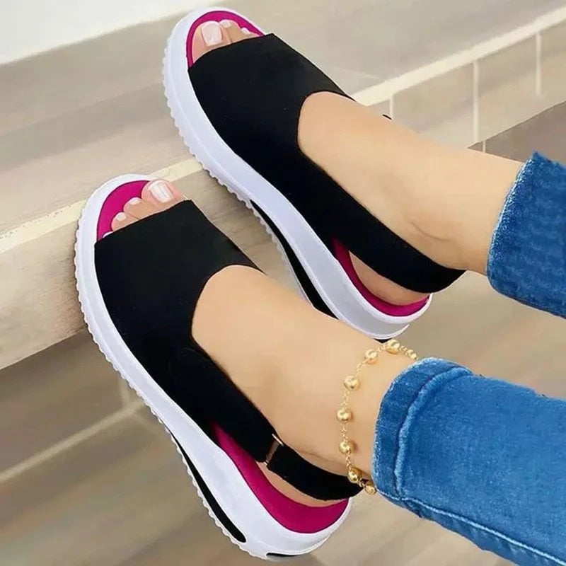 Brigittana |Rutschfeste Damen Strandsandalen mit offenem Keilabsatz