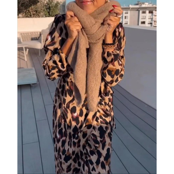 Gwendolin | Kleid mit V-Ausschnitt