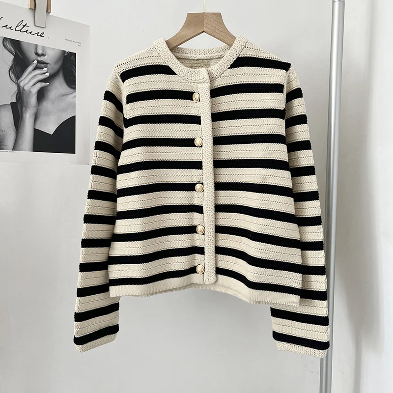 Loes™ | Gestreifter modischer Cardigan